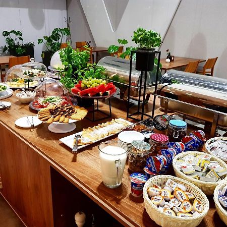 Hotel Porto Radomsko Eksteriør bilde