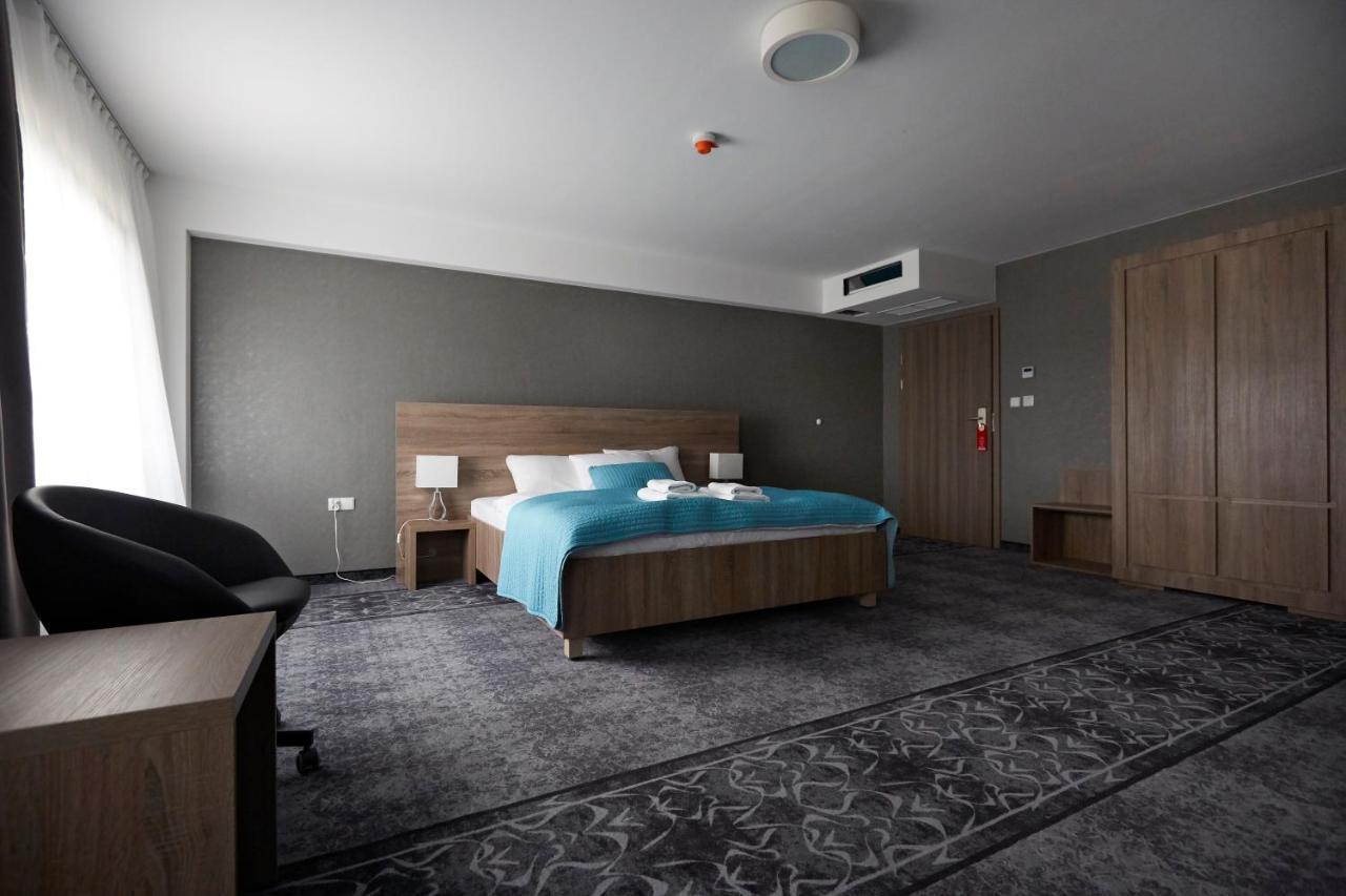 Hotel Porto Radomsko Eksteriør bilde