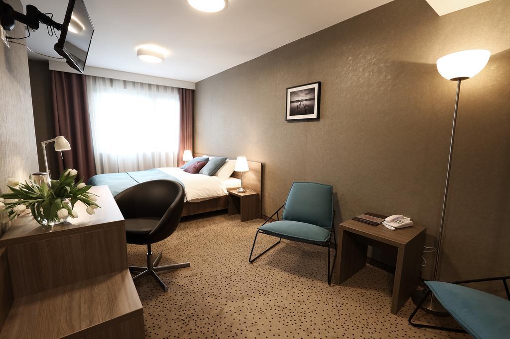 Hotel Porto Radomsko Eksteriør bilde