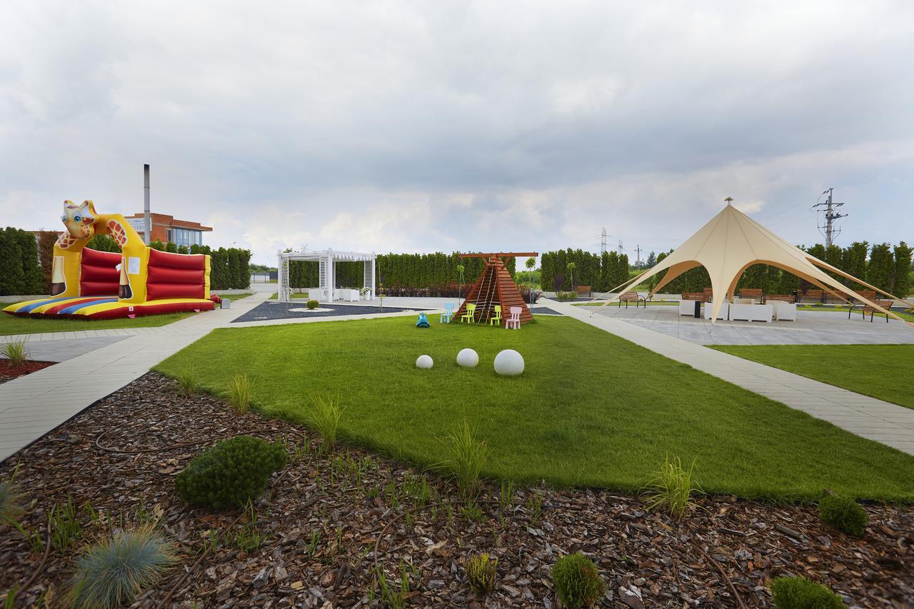 Hotel Porto Radomsko Eksteriør bilde