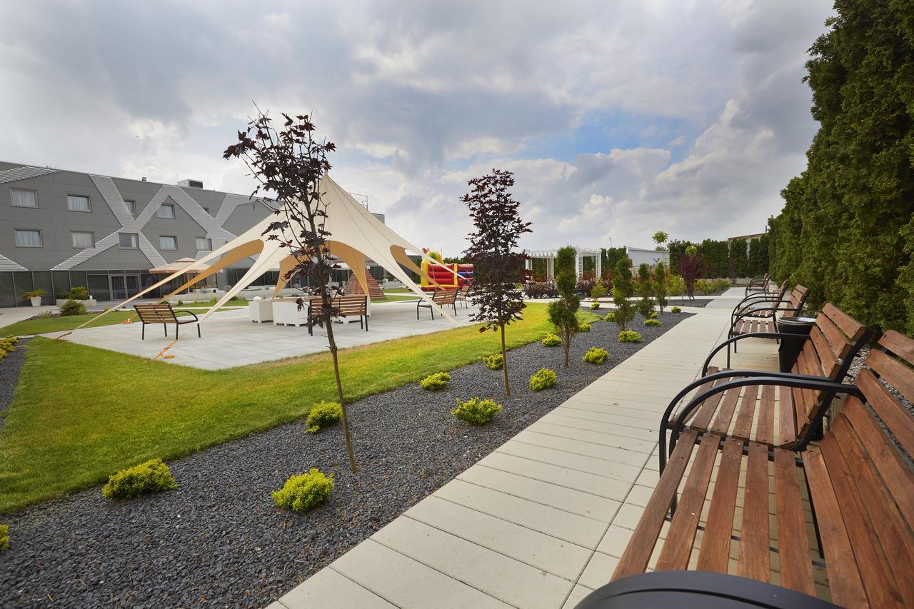 Hotel Porto Radomsko Eksteriør bilde